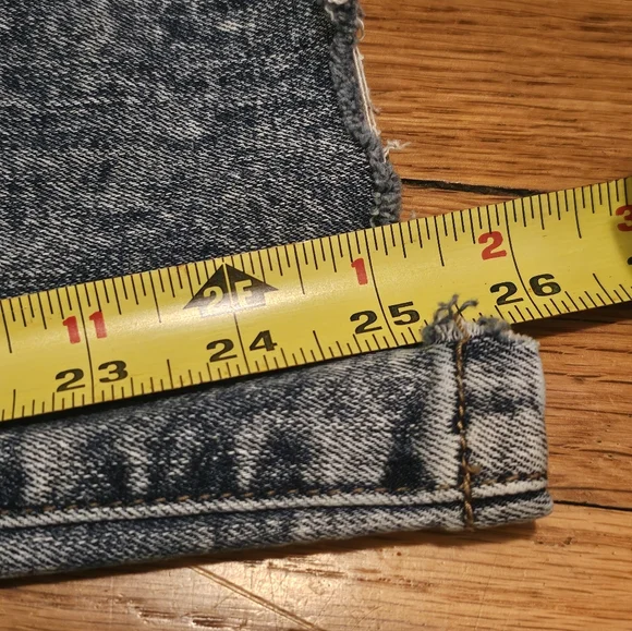 Judy Blue Jeans Blue Denim Cropped Bootcut Distressed Stretch Women's Size 7/28 - Picture 12 of 13